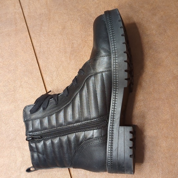 Black Combat Style Boots - Picture 3 of 5